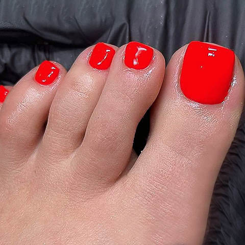 manicure Surrey